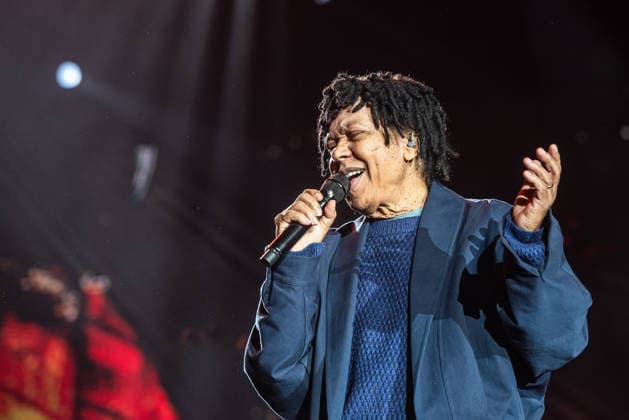 RIO DE JANEIRO, RJ - 01.08.2026: DJAVAN DJAVANEAR 50 ANOS - The "Djavanear" tour, in which the artist Djavan celebrates five decades of his career, arrives in Rio de Janeiro at the Farmasi arena this Saturday (1st) for three nights with tickets already sold out. x2992523x  CarlosxSanttos