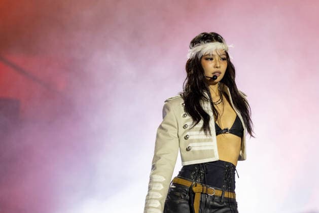August 1, 2026, Chicago, Illinois, USA: South Korean singer JENNIE (JENNIE KIM) during the Lollapalooza Music Festival at Grant Park in Chicago, Illinois Chicago USA  - ZUMAs135 20260801_zap_s135_004 Copyright: xDanielxDeSloverx