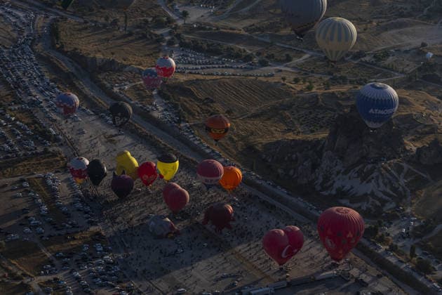 Cappadocia Balloon Festival concludes with colorful scenes NEVSEHIR, TURKIYE - AUGUST 2: A view of balloons during the 7th Cappadocia Balloon Festival concluded with the participation of 30 special-shaped hot air balloons brought from Turkiye and abroad in Nevsehir, Turkiye, on August 2, 2026. As part of the festival, sunrise demonstration flights over Goreme featured heart, owl, parrot, rocket, and globe-shaped balloons, creating colorful scenes above the region s iconic fairy chimneys and attracting the attention of both local and international visitors. Osmancan Gurdogan Anadolu Nevsehir Turkey. Editorial use only. Please get in touch for any other usage.  Copyright: x2026xAnadoluxOsmancanxGurdoganx