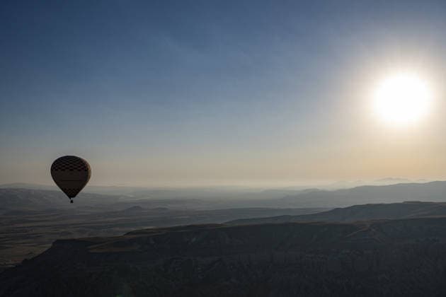 Cappadocia Balloon Festival concludes with colorful scenes NEVSEHIR, TURKIYE - AUGUST 2: A view of balloons during the 7th Cappadocia Balloon Festival concluded with the participation of 30 special-shaped hot air balloons brought from Turkiye and abroad in Nevsehir, Turkiye, on August 2, 2026. As part of the festival, sunrise demonstration flights over Goreme featured heart, owl, parrot, rocket, and globe-shaped balloons, creating colorful scenes above the region s iconic fairy chimneys and attracting the attention of both local and international visitors. Osmancan Gurdogan Anadolu Nevsehir Turkey. Editorial use only. Please get in touch for any other usage.  Copyright: x2026xAnadoluxOsmancanxGurdoganx