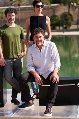 Atlantida Mallorca Film Festival 2026 - Photocall El ser querido Javier Bardem, Rodrigo Sorogoyen, Isabel Pena attending ‘El ser querido’ Photocall during Atlantida Mallorca Film Festival 2026 at Parc de la Mar in Palma, Spain on August 2, 2026. Photo by ABACAPRESS.COM Palma Balearic Islands Spain  Copyright: xABACAx