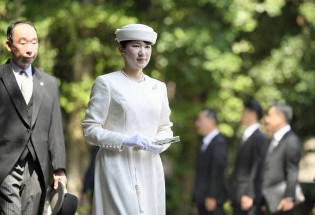 Entertainment Bilder des Tages Princess Aiko visits Ise Jingu shrine Japanese Princess Aiko visits Ise Jingu shrine in Ise, Mie Prefecture, central Japan, on Aug. 2, 2026.  A14AA0005624816P