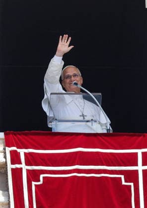 August 2, 2026, Vatican City: Pope Leo XIV leads his Angelus prayer from the window of his office overlooking Saint Peter s Square, Vatican City, 2 August 2026. ANSA GIUSEPPE LAMI. Vatican City  - ZUMAa110 20260802_zaf_a110_005 Copyright: xGiuseppexLamix