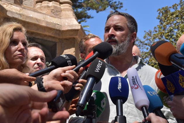 Abascal Addresses the Migration Crisis from Ceuta VOX President Santiago Abascal speaks to the media in Plaza de África on August 2, 2026, in Ceuta, Spain. The VOX president is in Ceuta to address the consequences of the migration crisis. AUGUST 2, 2026. Gabriela Sardá Nún. Ceuta, Spain.  Copyright: xGabrielaxSardaxNunezx 7699173