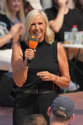 ZDF-Fernsehgarten 2026. Andrea (Kiwi) Kiewel im ZDF Fernsehgarten mit dem Motto Rock im Garten am 02.08.2026 in Mainz. Mainz ZDF Fernsehgarten Rheinland-Pfalz *** ZDF Fernsehgarten 2026: Andrea Kiwi Kiewel on ZDF Fernsehgarten with the theme Rock in the Garden on August 2, 2026, in Mainz, Rhineland-Palatinate, ZDF Fernsehgarten