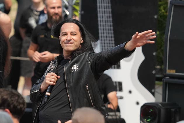 ZDF-Fernsehgarten 2026. DORO Pesch und Bülent Ceylan im ZDF Fernsehgarten mit dem Motto Rock im Garten am 02.08.2026 in Mainz. Mainz ZDF Fernsehgarten Rheinland-Pfalz *** ZDF Fernsehgarten 2026: DORO Pesch and Bülent Ceylan at the ZDF Fernsehgarten, themed Rock im Garten, on August 2, 2026, in Mainz, Rhineland-Palatinate, ZDF Fernsehgarten