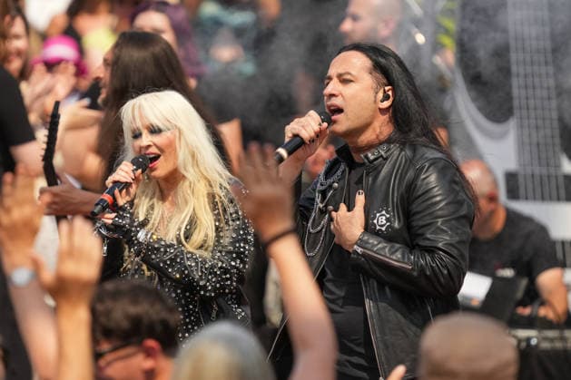 ZDF-Fernsehgarten 2026. DORO Pesch und Bülent Ceylan im ZDF Fernsehgarten mit dem Motto Rock im Garten am 02.08.2026 in Mainz. Mainz ZDF Fernsehgarten Rheinland-Pfalz *** ZDF Fernsehgarten 2026: DORO Pesch and Bülent Ceylan at the ZDF Fernsehgarten, themed Rock im Garten, on August 2, 2026, in Mainz, Rhineland-Palatinate, ZDF Fernsehgarten