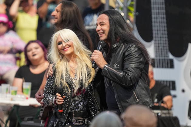 ZDF-Fernsehgarten 2026. DORO Pesch und Bülent Ceylan im ZDF Fernsehgarten mit dem Motto Rock im Garten am 02.08.2026 in Mainz. Mainz ZDF Fernsehgarten Rheinland-Pfalz *** ZDF Fernsehgarten 2026: DORO Pesch and Bülent Ceylan at the ZDF Fernsehgarten, themed Rock im Garten, on August 2, 2026, in Mainz, Rhineland-Palatinate, ZDF Fernsehgarten