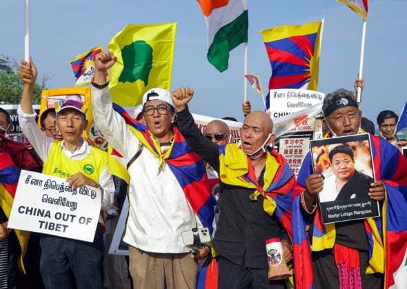 News Bilder des Tages Tibetan people stage a protest march against China s Ethnic Unity and Progress Law Chennai, Aug 02 (ANI): Tibetan community people stage a protest march against China s Ethnic Unity and Progress Law , in Chennai on Sunday. Chennai Tamil Nadu India Copyright: xANIx ANI_20260802313
