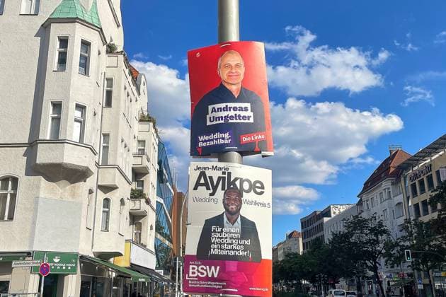 Berlin, Deutschland, 02.08.2026: Wahlplakate von Andreas Umgelter (Linke) und Jean-Marie Ayikpe (BSW) zu den Wahlen zum Abgeordnetenhaus von Berlin *** Berlin, Germany, August 2, 2026: Campaign posters for Andreas Umgelter (Die Linke) and Jean Marie Ayikpe (BSW) for the Berlin House of Representatives elections Copyright: xdtsxNachrichtenagenturx dts_129196