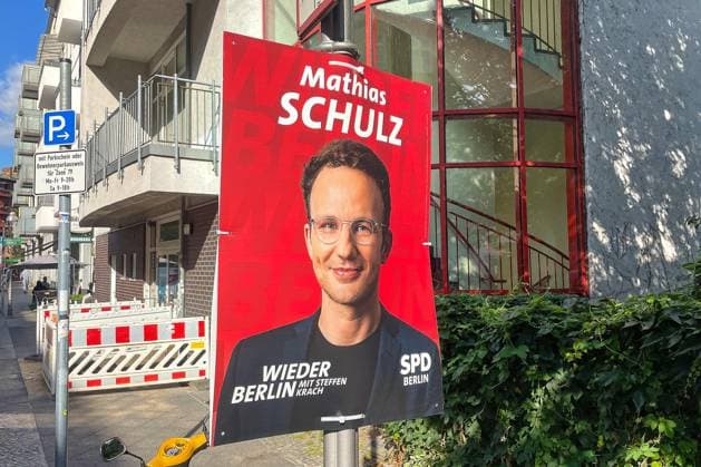 Berlin, Deutschland, 02.08.2026: Wedding: Wahlplakat von Mathias Schulz (SPD) zu den Wahlen zum Abgeordnetenhaus von Berlin *** Berlin, Germany, August 2, 2026: Election poster by Mathias Schulz (SPD) for the Berlin House of Representatives election in the Wedding district Copyright: xdtsxNachrichtenagenturx dts_129197