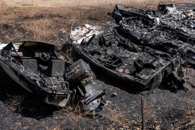 Ayuso Visits Towns and Facilities Affected by the Fires in the Sierra Oeste Several burned-out vehicles, as of August 2, 2026, in Pelayos de la Presa, Madrid, Spain. The regional government has begun efforts aimed at rebuilding the area, as well as the Post-Fire Assistance Center (PATI), which provides support and advice to residents of Pelayos de la Presa August 2, 2026 BURNED-OUT BOATS BOATS FIRE SAN JUAN RESERVOIR RESERVOIR BOATSPelayos de la Presa, Madrid Pelayos de la Presa, Madrid, Spain  Copyright: xGabrixSolerax 7699544