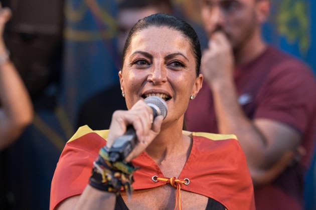 A march organized by the Spanish Civil Society platform outside the Moroccan Embassy in Madrid to protest the events in Ceuta. Macarena Olona, a lawyer and former member of the Congress of Deputies, speaks during a demonstration outside the Moroccan Embassy in Madrid, on August 2, 2026, in Madrid, Spain. The protest follows a migration crisis in Ceuta, with tens of thousands of people entering irregularly from Morocco and a death toll of several dozen people who died while attempting to swim across, according to local authorities. AUGUST 2, 2026 PROTEST MIGRATION MIGRANTS SPANISH FLAG NATIONAL POLICE Diego Radamé Madrid Madrid, Spain  Copyright: xDiegoxRadamÃ sx 7699666