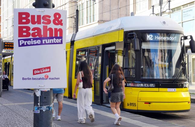 02.07.2026, Berlin - Deutschland. Wahlplakate zur Wahl in Berlin im September 2026. *** July 2, 2026, Berlin, Germany: Campaign posters for the September 2026 election in Berlin