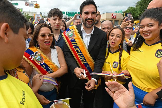 August 2, 2026, New York, New York, USA: August 2, 2026 - New York, NY, USA -NYC Mayor Zohran Mamdani leads the Annual Ecuadorian Independence Day Parade on Northern Blvd. in Woodside, Queens. Thousands of spectators fill both sides of the route along the way. (Andrea RENAULT Zuma Press) New York USA - ZUMAg115 20260802_faf_g115_019 Copyright: xAndreaxRenaultx