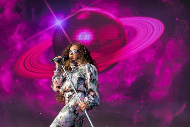 August 2, 2026, Chicago, Illinois, USA: English singer JADE (JADE THIRLWALL) during the Lollapalooza Music Festival at Grant Park in Chicago, Illinois Chicago USA  - ZUMAs135 20260802_zap_s135_055 Copyright: xDanielxDeSloverx