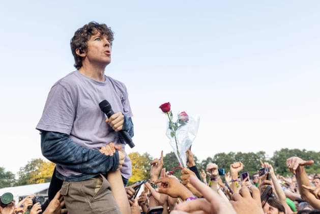 August 2, 2026, Chicago, Illinois, USA: BRENDAN YATES of Turnstile during the Lollapalooza Music Festival at Grant Park in Chicago, Illinois Chicago USA  - ZUMAs135 20260802_zap_s135_098 Copyright: xDanielxDeSloverx