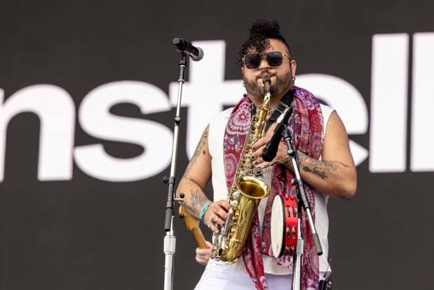 August 2, 2026, Chicago, Illinois, USA: KYLE FAROOK performs with New Constellations during the Lollapalooza Music Festival at Grant Park in Chicago, Illinois Chicago USA  - ZUMAs135 20260802_zap_s135_145 Copyright: xDanielxDeSloverx