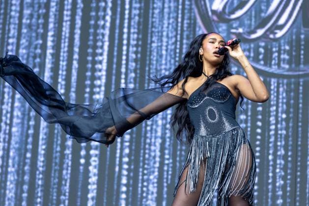 August 2, 2026, Chicago, Illinois, USA: Singer AMBER MARK during the Lollapalooza Music Festival at Grant Park in Chicago, Illinois Chicago USA  - ZUMAs135 20260802_zap_s135_154 Copyright: xDanielxDeSloverx
