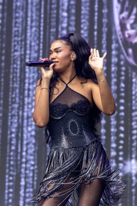 August 2, 2026, Chicago, Illinois, USA: Singer AMBER MARK during the Lollapalooza Music Festival at Grant Park in Chicago, Illinois Chicago USA  - ZUMAs135 20260802_zap_s135_157 Copyright: xDanielxDeSloverx
