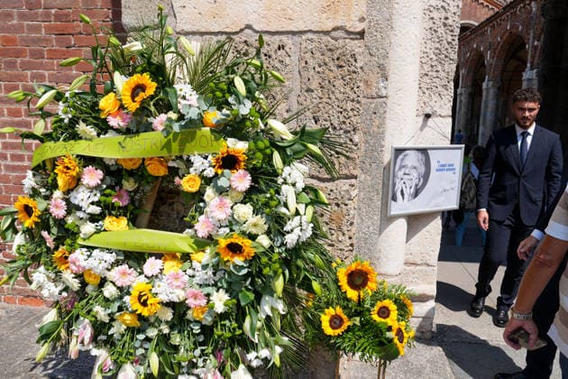 IPA87214122 - Milan: Don Mazzi™s Funeral at the Basilica of Sant™Ambrogio  Copyright: xDuilioxPiaggesix xPoolxEnriquezxPiaggesix 87214122