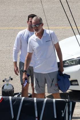 King Felipe VI makes a public appearance in Palma de Mallorca amid the migration crisis in Ceuta King Felipe VI boards the ship with his crew on 3 August 2026 in Palma de Mallorca (Spain). CELEBRITIES. 03 Aug 2026 Pictured: King Felipe VI boards the ship with his crew on 3 August 2026 in Palma de Mallorca (Spain). CELEBRITIES;KING;ROYAL FAMILY;CAR Raúl Terrel Europa Press 08 03 2026.  Copyright: xThexMegaxAgencyxEuropaxPressx xMEGAx