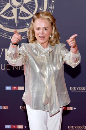 Moderatorin Marijke Amado steht bei der Kino-Premiere der 4. Staffel der RTL-Show Die Verräter auf dem roten Teppich im Cinenova in Ehrenfeld. Köln, 03.08.2026 NRW Deutschland *** Host Marijke Amado stands on the red carpet at the movie premiere of Season 4 of the RTL show *Die Verräter* at the Cinenova in Ehrenfeld, Cologne, August 3, 2026, North Rhine-Westphalia, Germany Copyright: xChristophxHardtx