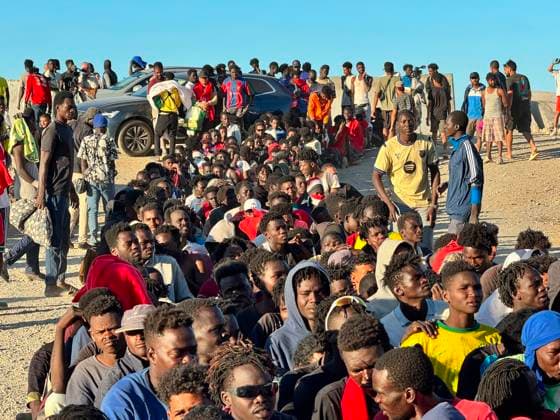 An NGO in Ceuta has distributed more than 12,000 meals to migrants since the mass influx; the Red Cross and the organization Sur Sur are distributing basic food supplies, as of August 3, 2026, in Ceuta, Spain. The Ceuta-based NGO Luna Blanca has distributed more than 12,000 meals in recent days to migrants who entered the city during the mass influx from Morocco. On Sunday alone, the organization’s staff and volunteers distributed food to more than 4,500 people, according to information provided by the NGO to Europa Press on Monday, August 3, 2026. MIGRANTS NGO VOLUNTEERS LUNA BLANCA FOOD PALLETS DONATIONS Ivá Ceuta Ceuta, Spain  Copyright: xIvanxZambranox xEuropaxPressx 7700796
