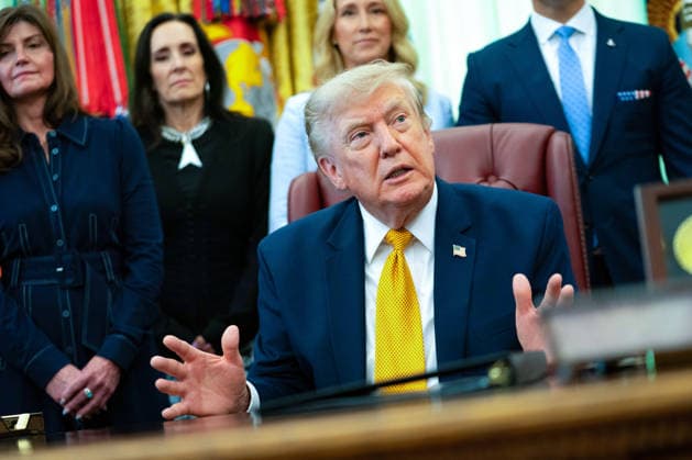 President Donald Trump announces an executive order establishing the Presidential Military Spouse Commission in the Oval Office at the White House in Washington, DC on Monday, August 3, 2026. The advisory board, led by Jennifer Hegseth, wife of Secretary of Defense Pete Hegseth, will focus on key quality-of-life areas for military families including employment, childcare, housing, healthcare, and education.  WASP20260803126 AllisonxRobbert
