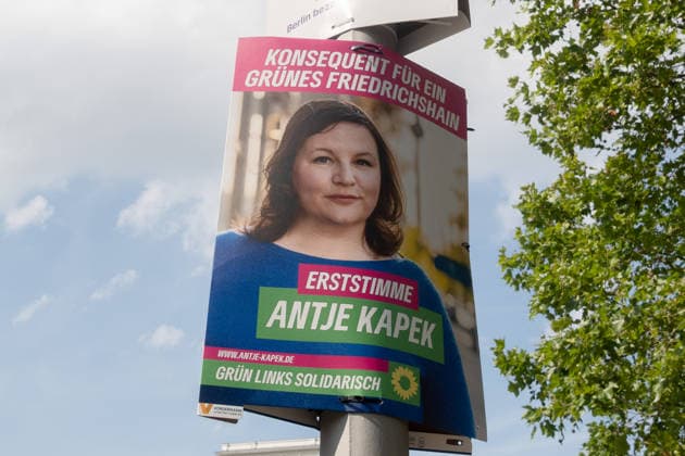 Berlin, Wahl, AGH, BVV, Plakate Berlin, Wahl, zum Abgeordnetenhaus und den Bezirksverordnetenversammlungen, AGH, BVV, Plakate, Bündnis 90 Die Grünen Berlin Berlin GER *** Berlin, Election, AGH, BVV, Posters Berlin, Election, for the House of Representatives and the District Councils, AGH, BVV, Posters, Alliance 90 The Greens Berlin Berlin GER