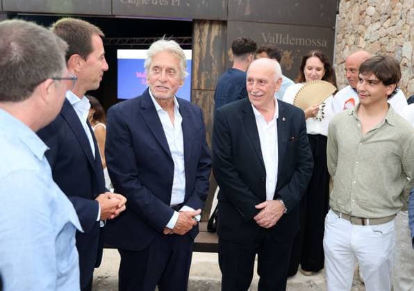 First edition of the Mallorca, Land of Honour awards Marúa Eugenia Yagüe, Mariángel Alcázar, the Minister for Tourism, Guillem Ginard, Michael Douglas, the President of the Consell de Mallorca, Llorenç Galmés, Rosario Nadal, Pablo Erroz and Norma Duval during the first edition of the Mallorca, Land of Honour awards, on 3 August 2026, in Mallorca (Balearic Islands, Spain). These awards were established to recognise various figures for their careers and their connection to the island. ********** 3 AUGUST 2026 Raúl Terrel Europa Press 08 03 2026. 03 Aug 2026 Pictured: The mayor of Valldemossa, Nadal Torres, and the actor Michael Douglas during the first edition of the Mallorca, Land of Honour awards, on 3 August 2026, in Mallorca  Copyright: xThexMegaxAgencyxEuropaxPressx xMEGAx