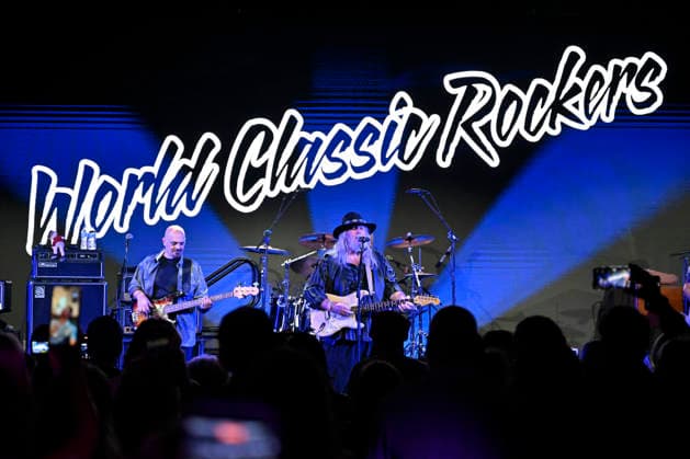 July 31, 2026 - Orlando, Florida, U.S. - Singer and guitarist Randall Hall of the World Classic Rockers performs in Orlando, Florida on July 31,2026. The band is made up of musician that played with legendary rock bands such as Steppenwolf, Journey, Lynyrd Skynyrd and Santana. Orlando USA  - ZUMAbk3_ 20260803_zaf_bk3_034 Copyright: xDavidxBeckerx