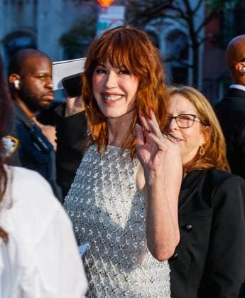 Molly Ringwald is seen at the One Night Only premiere in New York Citt Molly Ringwald is seen at the One Night Only premiere in New York City. 03 Aug 2026 Pictured: Molly Ringwald.  Copyright: xThexMegaxAgencyxEricxKowalskyx xMEGAx