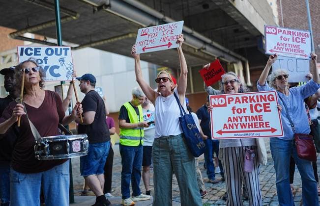 Tribeca residents and activists protest a garage over alleged ICE parking in New York City NEW YORK, UNITED STATES- AUGUST 3, 2026: Tribeca residents and pro-immigrant activists protest a parking garage in Tribeca over its alleged use by U.S. Immigration and Customs Enforcement (ICE) for parking unmarked enforcement vehicles on Monday, August 3, 2026, in New York City, U.S. Selcuk Acar Anadolu New York United States. Editorial use only. Please get in touch for any other usage.  Copyright: x2026xAnadoluxSelcukxAcarx