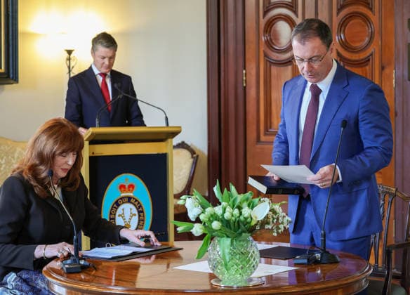 GOVERNMENT SWEARING IN DOORSTOP, Gardner Governor of Victoria Margaret Gardner following the swearing-in Minister Colin Brooks during the swearing-in of Ministers in the Ben Carroll Government at Government House in Melbourne, Tuesday, August 4, 2026. ( NO ARCHIVING MELBOURNE VICTORIA AUSTRALIA  Copyright: xIanxCurriex 20260804132614499461