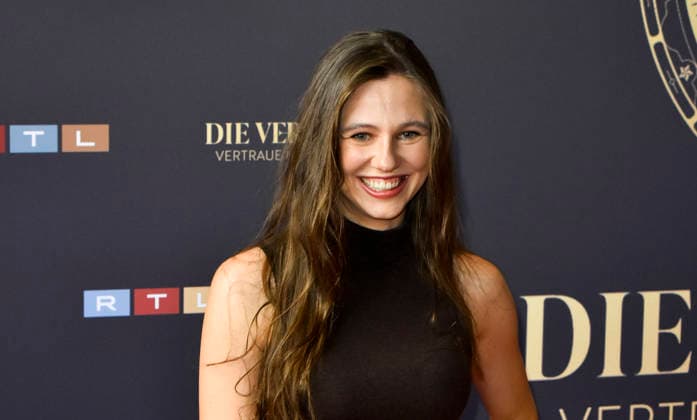 ABB VERRAETTER- Ann-Kathrin Bendixen, Pseudonym Affe auf Bike Weltreisende, Influencerin auf dem roten Teppich Teilnehmerin bei den neuen folgen der RTL Sendung TV Serie Die Verraeter - Vertraue Niemandem Staffel 4 im Cinonova Kino am 03.08.2026 in Koeln Ehrenfeld NRW Deutschland *** ABB TRAITOR Ann Kathrin Bendixen, pseudonym Affe auf Bike, world traveler, red-carpet influencer, and participant in the new episodes of the RTL TV series *Die Verräter: Trust No One*, Season 4, at the Cinonova Cinema on August 3, 2026, in Cologne-Ehrenfeld, North Rhine-Westphalia, Germany