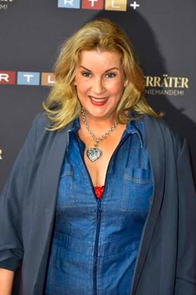ABB VERRAETTER- Alexa Maria Surholt Schauspielerin auf dem roten Teppich Teilnehmerin bei den neuen folgen der RTL Sendung TV Serie Die Verraeter - Vertraue Niemandem Staffel 4 im Cinonova Kino am 03.08.2026 in Koeln Ehrenfeld NRW Deutschland *** ABB VERRAETTER Alexa Maria Surholt, actress on the red carpet, participant in the new episodes of the RTL TV series *Die Verraeter: Trust No One*, Season 4, at the Cinonova Cinema on August 3, 2026, in Cologne-Ehrenfeld, North Rhine-Westphalia, Germany