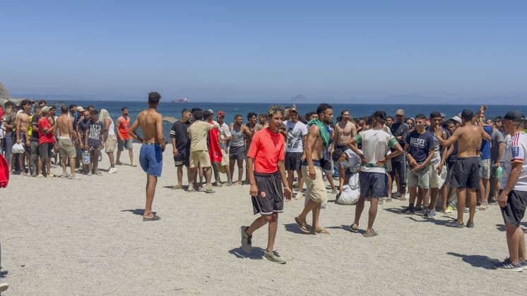 Migrant crisis in Cueta 03.08.2026. 03 08 26..An unprecedented border crisis has hit the Spanish North African enclave of Ceuta, where an estimated 60,000 migrants crossed from Morocco.  Copyright: xIanxWhittakerx NINTCHDBPICT001099188939