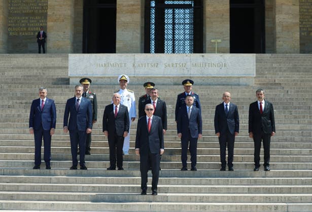 Turkish President Recep Tayyip Erdogan visits Anitkabir ANKARA, TURKIYE – AUGUST 4: (----EDITORIAL USE ONLY - MANDATORY CREDIT - TURKISH PRESIDENCY MURAT KULA HANDOUT - NO MARKETING NO ADVERTISING CAMPAIGNS - DISTRIBUTED AS A SERVICE TO CLIENTS----) Turkish President Recep Tayyip Erdogan poses for a family photo with members of the Supreme Military Council (YAS) during a visit to Anitkabir, the mausoleum of the founder of the Republic of Turkiye, Mustafa Kemal Ataturk, in Ankara, Turkiye, on August 4, 2026. The delegation, which visited Anitkabir ahead of the Supreme Military Council meeting chaired by Turkish President Recep Tayyip Erdogan, included Vice President Cevdet Yilmaz, Minister of National Defense Yasar Guler, Minister of J  Copyright: x2026xAnadoluxTurkishxPresidency MuratxKulax
