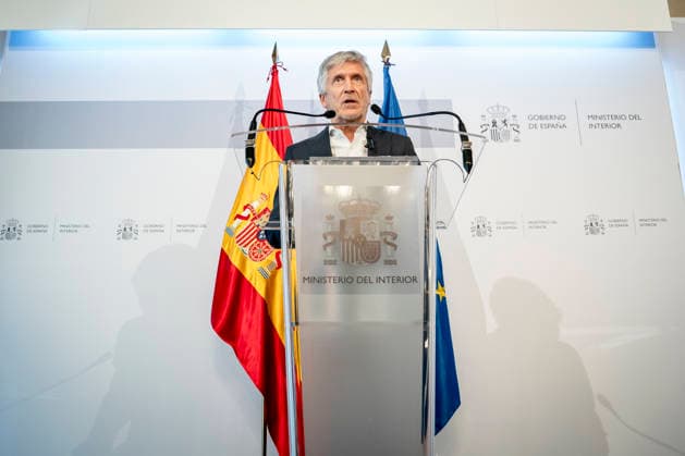 Marlaska Attends the Extraordinary Meeting of the EU Council of Interior Ministers on the Crisis in Ceuta The Minister of the Interior, Fernando Grande Marlaska, speaks to the media following the extraordinary meeting of the EU Council of Interior Ministers regarding the crisis in Ceuta, at the Ministry of the Interior headquarters, on August 4, 2026, in Madrid, Spain. During the meeting, the minister conveyed Spain’s full commitment to EU border regulations and the control of European borders. AUGUST 4, 2026 MIGRATION GOVERNMENT OF SPAIN MOROCCO EUROPEAN UNION Europa Press 04 08, 2026 Madrid, Spain  Copyright: xEuropaxPressx 7701461