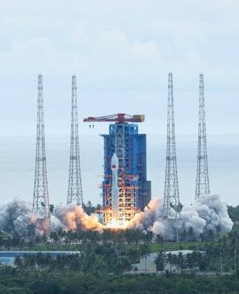(260804) -- WENCHANG, Aug. 4, 2026 -- A Long March-8A carrier rocket, carrying the 23rd group of the low-orbit internet constellation, blasts off from the Hainan commercial spacecraft launch site in Wenchang, south China s Hainan Province, Aug. 4, 2026. China sent a new batch of internet satellites into orbit Tuesday in the southern island province of Hainan. The satellites lifted off aboard a Long March-8A carrier rocket at 4:52 p.m. (Beijing Time) and entered their preset orbits successfully. (Photo by Xinhua) (EyesOnSci) CHINA-HAINAN-WENCHANG-SATELLITE GROUP-LAUNCH (CN) LiuxJianqiu 
