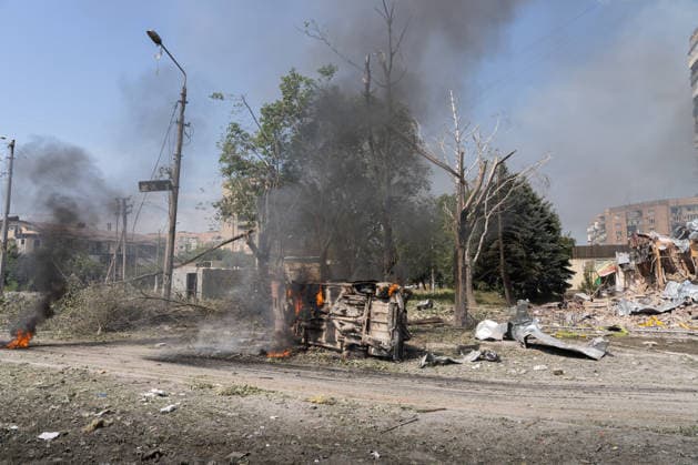 August 4, 2026, Kramatorsk, Donetsk Oblast, Ukraine: Emergency services work to aid the community after Russia launches an attack on residential buildings in the city of Kramatorsk, Donetsk Oblast. Kramatorsk Ukraine - ZUMAm350 20260804_zip_m350_002 Copyright: xCameronxJones-Manleyx