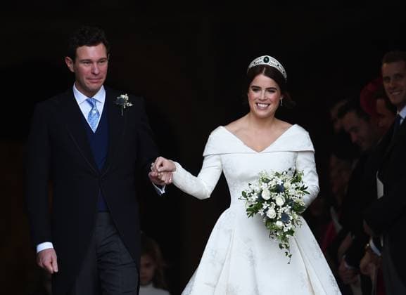 HRH Princess Eugenie and Jack Brooksbank HRH Princess Eugenie of York and Jack Brooksbank, leaving St George s Chapel after their wedding, Windsor Castle, Berkshire, UK. 12 10 2018., Credit:PA ROTA - B68 Avalon  Copyright: xPAxROTAx-xB68x xAvalonx 0534315721