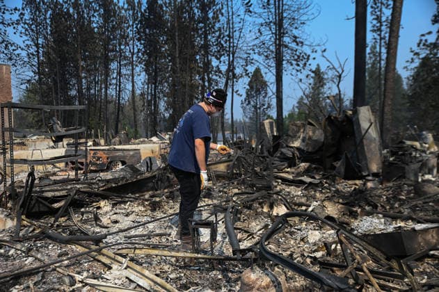 August 4, 2026, Spokane, Washington, USA: Following the devastating fire, home owners return to their neighborhood to rebuild. Over 780 homes have been lost in Spokane with the start of three wild fires. Spokane USA - ZUMAk176 20260804_zip_k176_001 Copyright: xMadeleinexKellyx