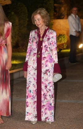 The Royal Family hosts the traditional summer reception at the Marivent Palace for a delegation representing Balearic society. Queen Sofía during the reception for a delegation representing Balearic society at the Marivent Palace, on August 4, 2026, in Palma de Mallorca, Balearic Islands, Spain. King Felipe and Queen Letizia welcomed the leading authorities of the Balearic Islands and a broad cross-section of civil society to Marivent Palace for an evening event that has become the major institutional event of the summer. ROYAL FAMILY RECEPTION Raú Mallorca Mallorca Spain  Copyright: xRaulxTerrelx 7701968