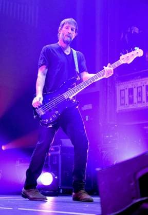 Keanu Reeves on stage for Dogstar: All In Now Tour, Tabernacle, Atlanta, GA, August 04, 2026. Photo By: Derek Storm Everett Collection Dogstar: All In Now Tour PUBLICATIONXNOTxINxCANxCHNxFRAxITAxJPNxNORxPOLxRUSxESPxUKxUSA