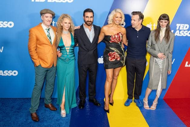 August 4, 2026, Bronx, New York, USA: Brendan Hunt, Juno Temple, Brett Goldstein, Hannah Waddingham, Jason Sudeikis, Tanya Reynolds attend premiere of Apple TV Ted Lasso Season 4 at BAM Harvey Theater in New York, NY on August 4, 2026. Bronx USA - ZUMAr339 20260804_znp_r339_127 Copyright: xLevxRadinx