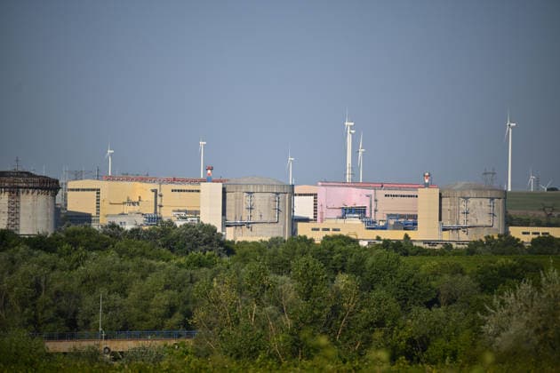 Cernavoda Nuclear Power Plant CONSTANTA, ROMANIA - AUGUST 4: A view of the Cernavoda Nuclear Power Plant as low flow rate of the Danube River has raised the risk of a shutdown of both operating reactors in Cernavoda, Constanta, Romania, on August 4, 2026. The Cernavoda Nuclear Power Plant, Romania s only nuclear power facility, produces about 20% of the country s electricity. Alex Nicodim Anadolu Constanta Romania. Editorial use only. Please get in touch for any other usage.  Copyright: x2026xAnadoluxAlexxNicodimx