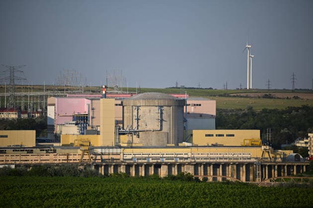 Cernavoda Nuclear Power Plant CONSTANTA, ROMANIA - AUGUST 4: A view of the Cernavoda Nuclear Power Plant as low flow rate of the Danube River has raised the risk of a shutdown of both operating reactors in Cernavoda, Constanta, Romania, on August 4, 2026. The Cernavoda Nuclear Power Plant, Romania s only nuclear power facility, produces about 20% of the country s electricity. Alex Nicodim Anadolu Constanta Romania. Editorial use only. Please get in touch for any other usage.  Copyright: x2026xAnadoluxAlexxNicodimx