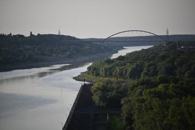 Cernavoda Nuclear Power Plant CONSTANTA, ROMANIA - AUGUST 4: A view of the Cernavoda Nuclear Power Plant as low flow rate of the Danube River has raised the risk of a shutdown of both operating reactors in Cernavoda, Constanta, Romania, on August 4, 2026. The Cernavoda Nuclear Power Plant, Romania s only nuclear power facility, produces about 20% of the country s electricity. Alex Nicodim Anadolu Constanta Romania. Editorial use only. Please get in touch for any other usage.  Copyright: x2026xAnadoluxAlexxNicodimx